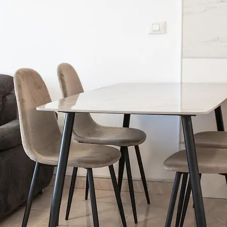 Beautiful Apartment *